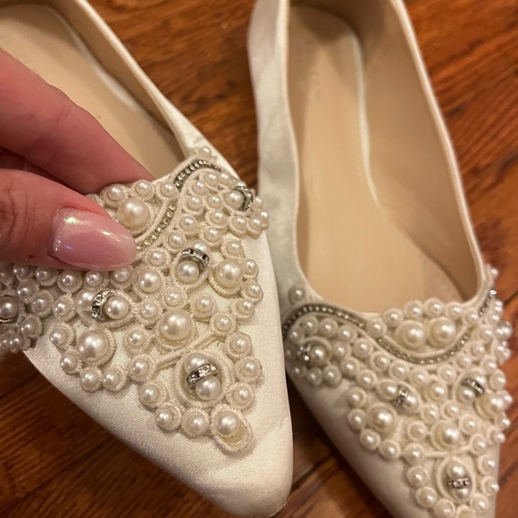 Kailee P embellished ivory bridal flats - Picture 1 of 5